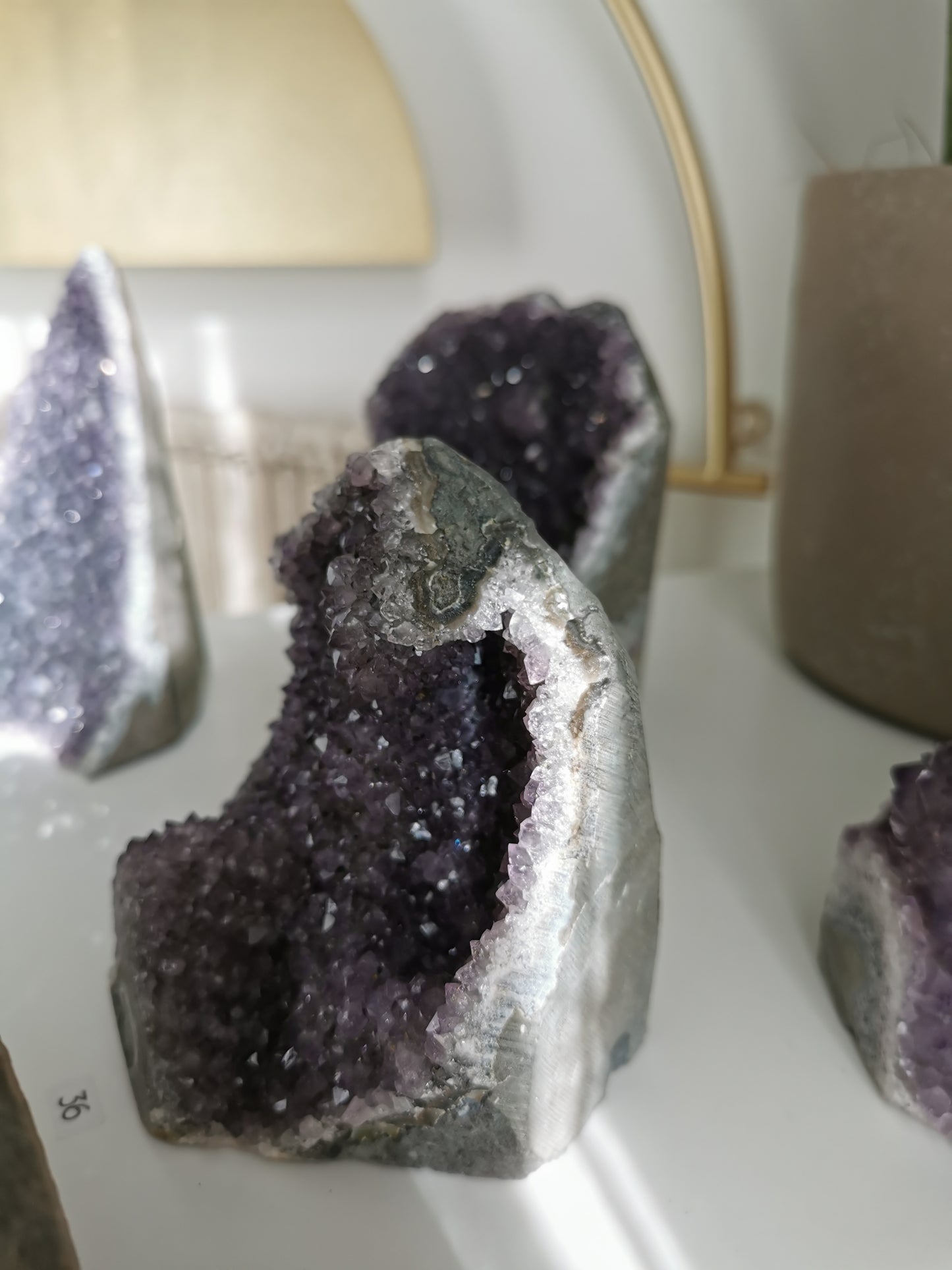 Améthystes cut bases